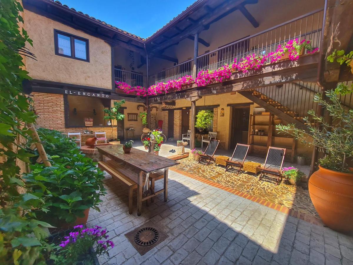 Albergue El Encanto Villares de Orbigo Exterior photo